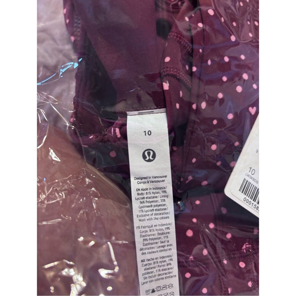 Lululemon Burgundy Scattered Hearts Define Jacket Size 10 NWT - Picture 4 of 5